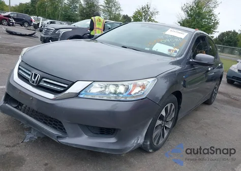 2014 Honda Accord Hybrid Touring из США, поврежденный, VIN 1HGCR6F75EA009581
